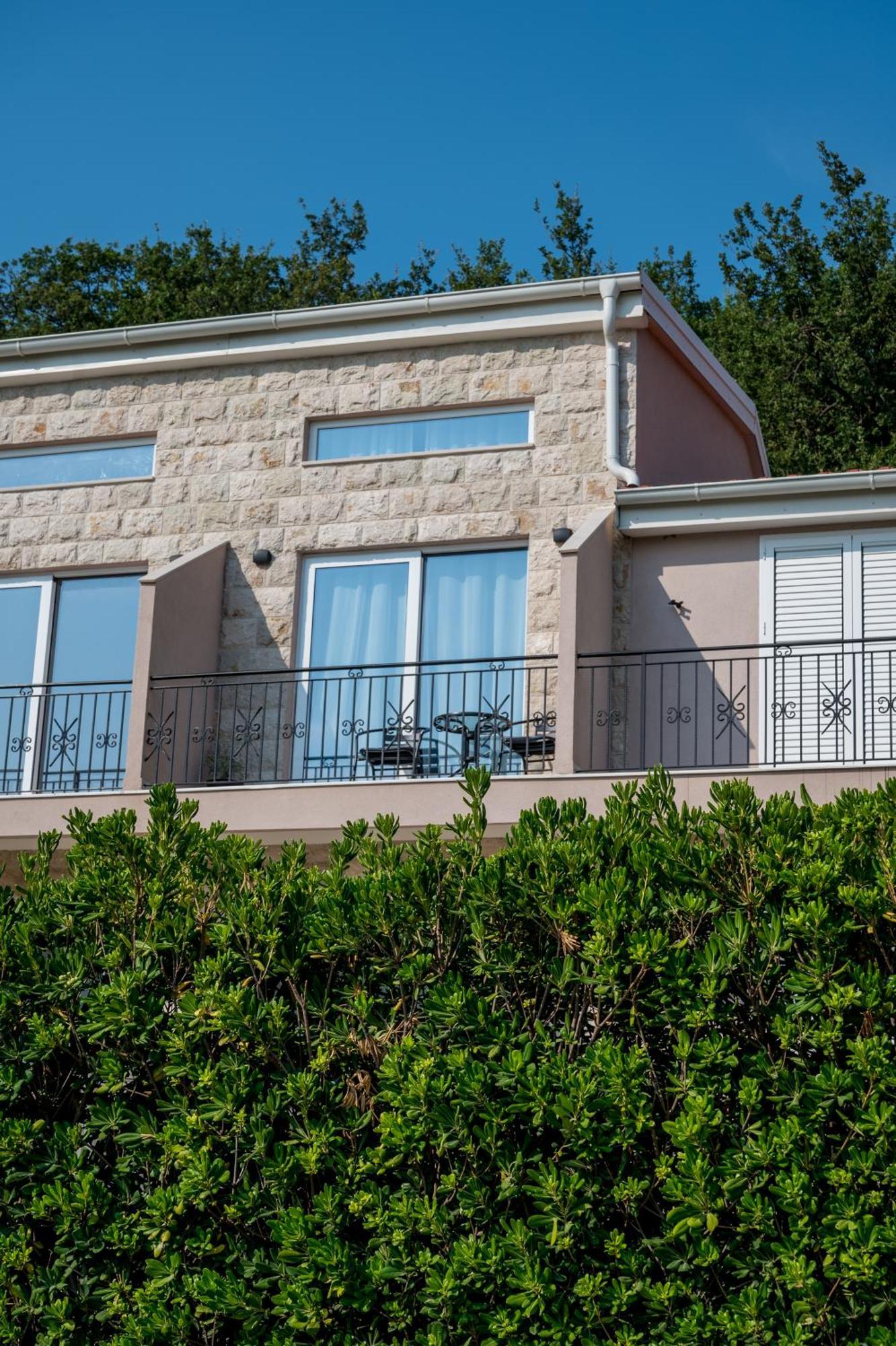 Appartement En Chene Kotor Exterior foto